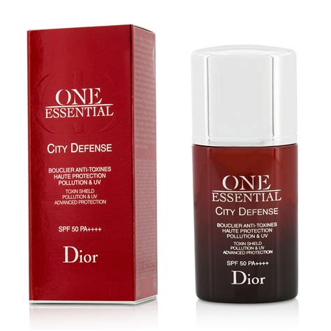 dior essential city defense